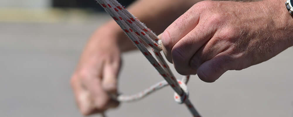 How to tie a canoe onto your car (without looking like a Rookie)