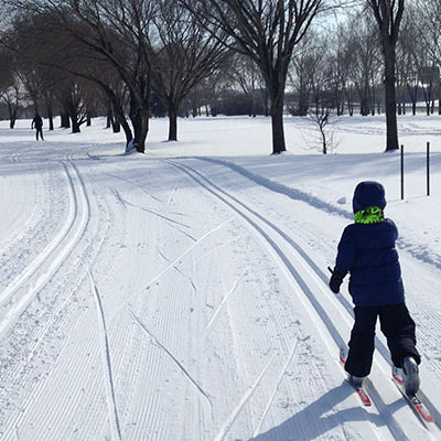 How do you size kids cross country skis?