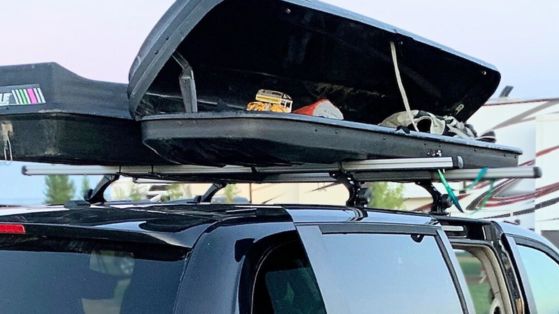 cargo box on vehicle roof