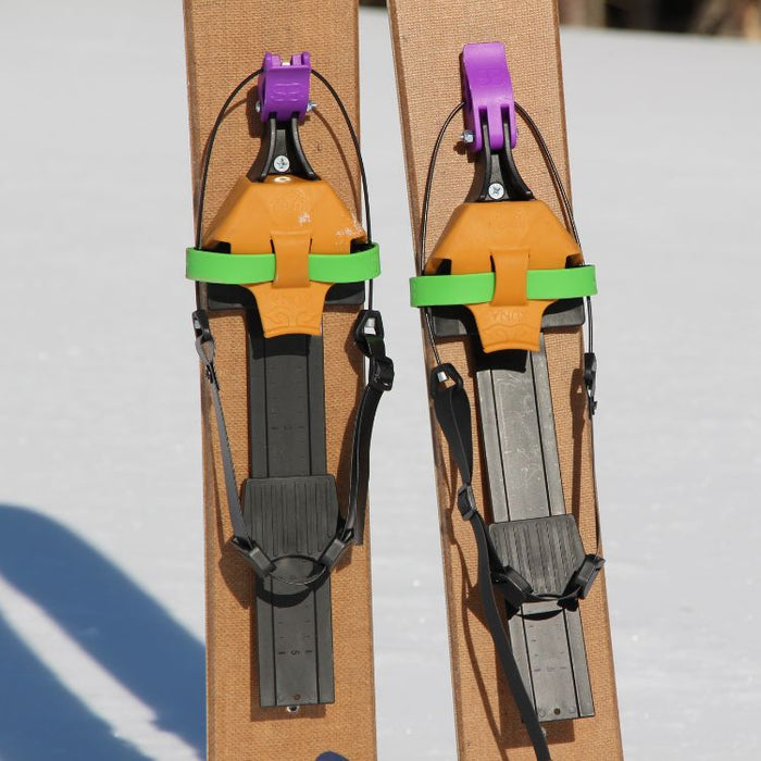 Altai Balla Hok Junior Ski with Universal Binding (99 cm) JR SKI ALTAI