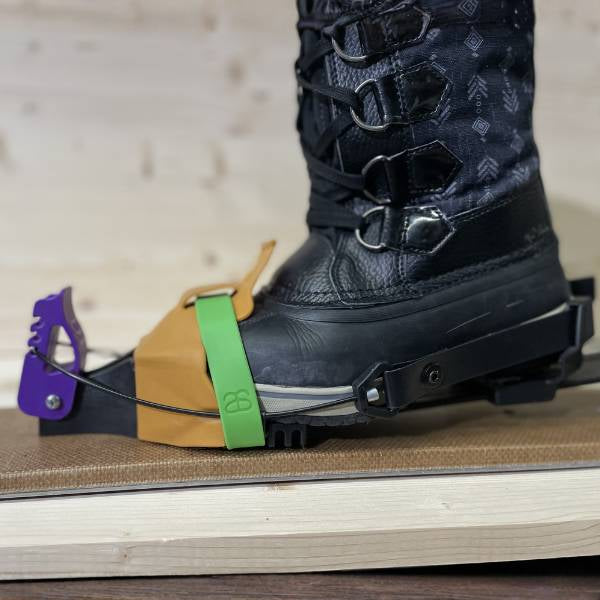 Altai Balla Hok Junior Ski with Universal Binding (99 cm) JR SKI ALTAI