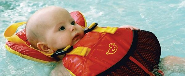 Salus PFD Bijoux Baby in water