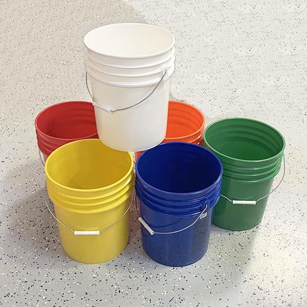 Plastic Bucket (5 gallon)