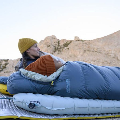 Thermarest NeoAir XTherm NXT action 